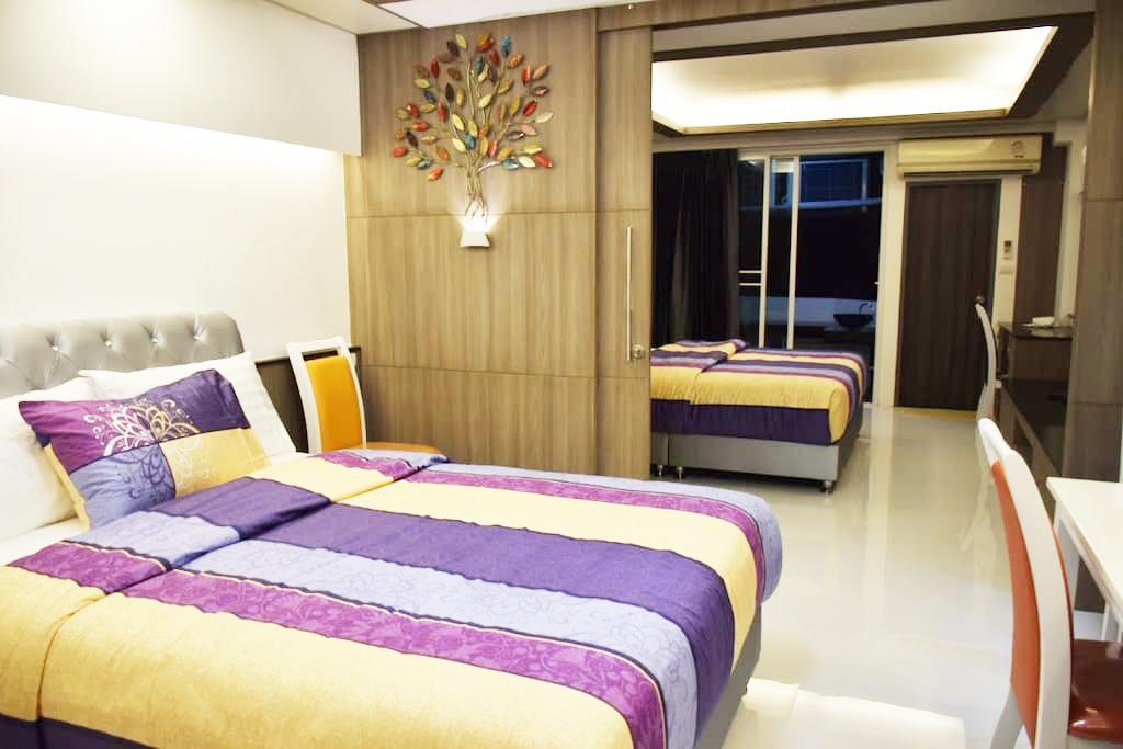 Family Suite Room Pratunam 방콕 외부 사진